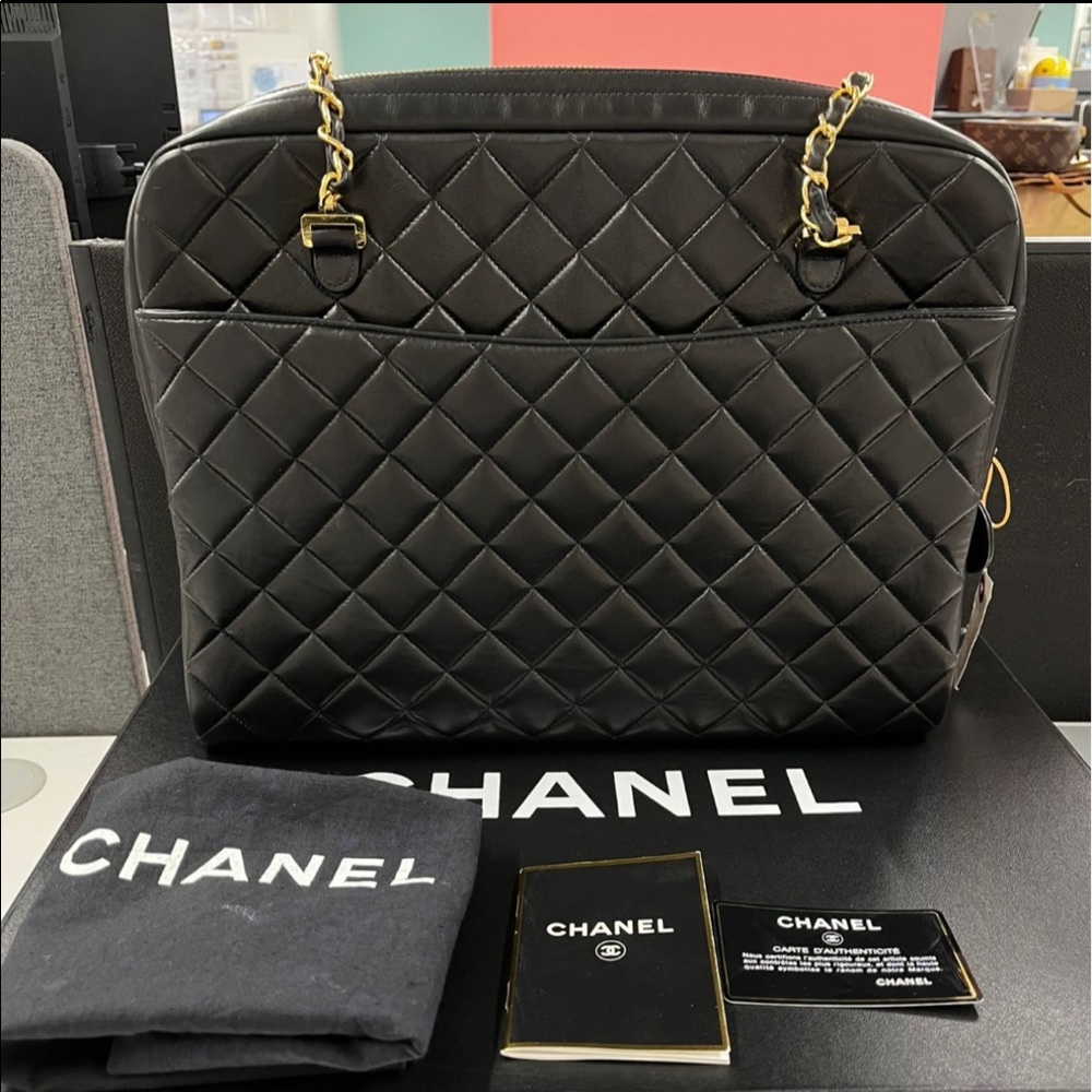 Authentic Chanel lambskin shoulders bag